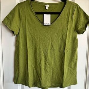 NWT DeFacto Women’s Classic Green V Neck Short Sleeve Tee Shirt Top - Size SM